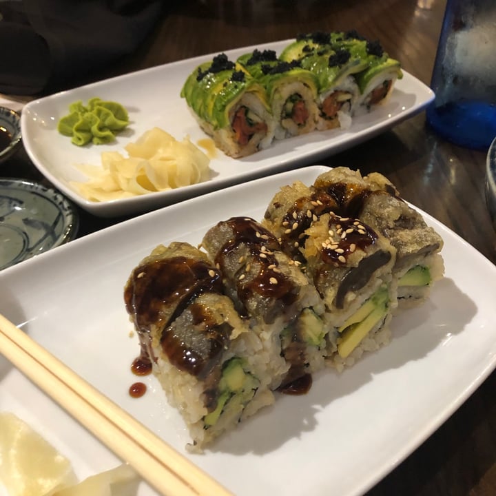 photo of Blue Sushi Sake Grill Shiitake To Me roll shared by @lovejoy! on  04 Sep 2020 - review