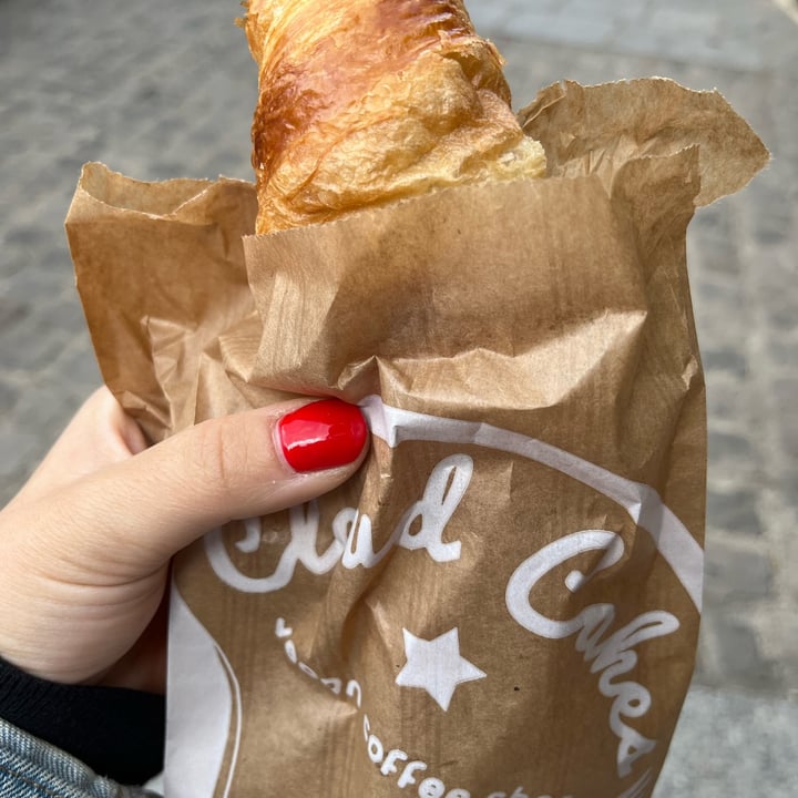photo of Cloud Cakes Croissant shared by @veri83 on  01 Dec 2022 - review