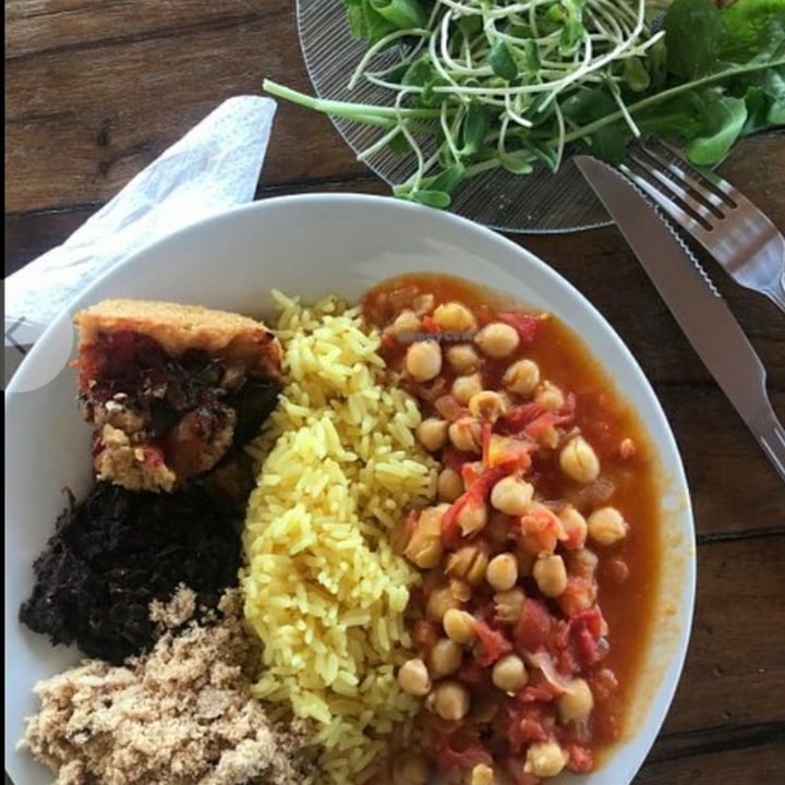 review photo of Flor Essência Espaço Vegano Buffet Vegano shared by @renatacardoso74 on 11 May 2022 - review