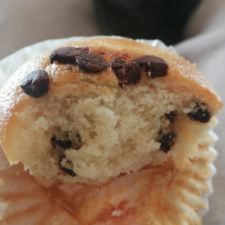 review photo of Veggie Maai Magdalenas con Pepitas de Chocolate shared by @laurrywhite on 04 Jun 2022 - review
