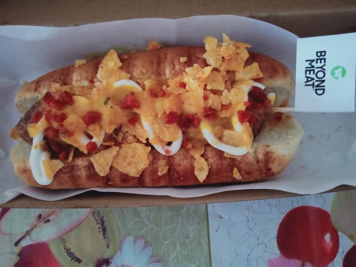 photo of Veggie Dojo Nacho cheese and bacon hotdog shared by @veganspicegirl on  17 Apr 2020 - review