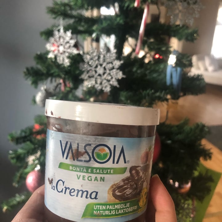 review photo of Valsoia Crema alla nocciola shared by @claudia-revoluciona on 20 Dec 2021 - review