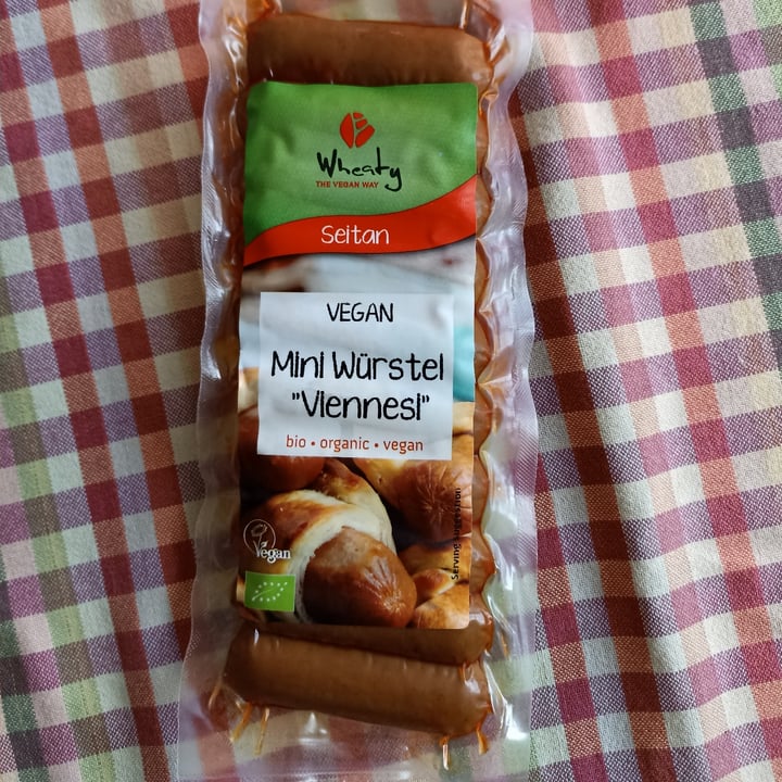 photo of Wheaty Mini Wurstel viennesi shared by @ilaria123 on  03 Dec 2021 - review