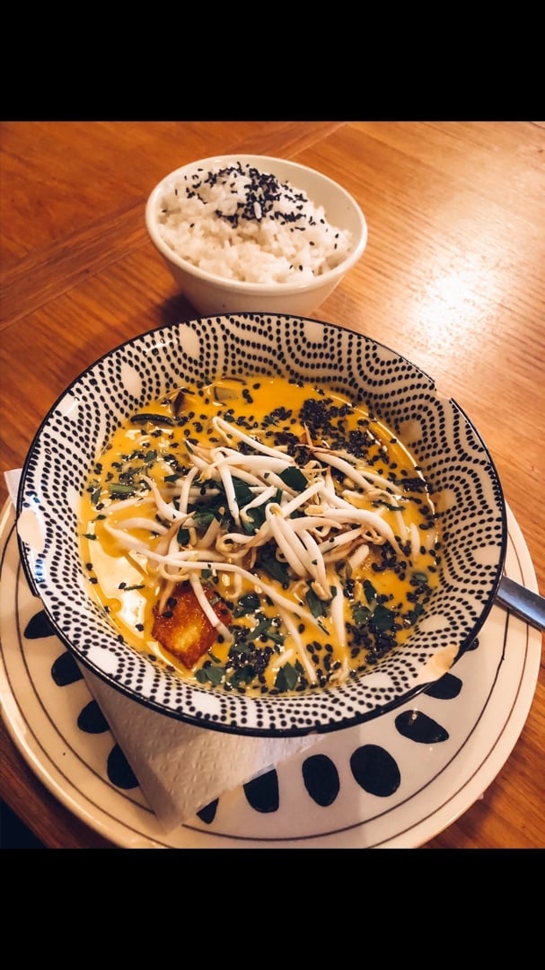 photo of Moment - Cafe & Bistro Curry shared by @plantbaseddennie on  14 Apr 2020 - review