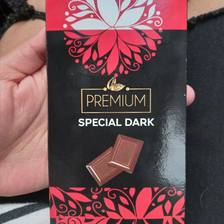 photo of Chocolat temptation Chocolate amargo shared by @aslanrexa on  27 Jan 2022 - review