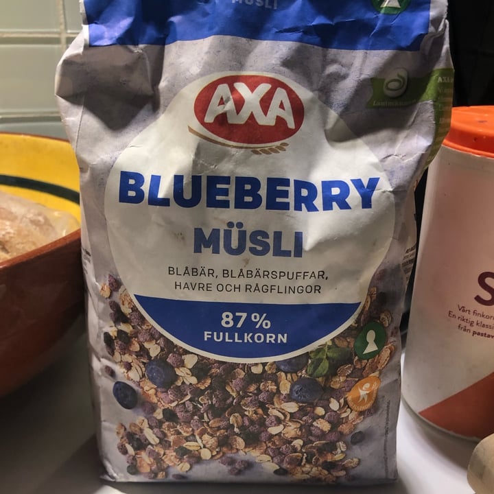 photo of Axa blueberry Müsli shared by @inon on  07 Oct 2022 - review