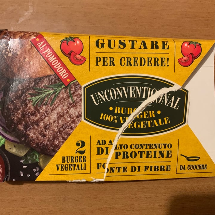 photo of Unconventional Burger Vegetale Al Pomodoro - Tomato Burger shared by @nicky06 on  12 Mar 2022 - review
