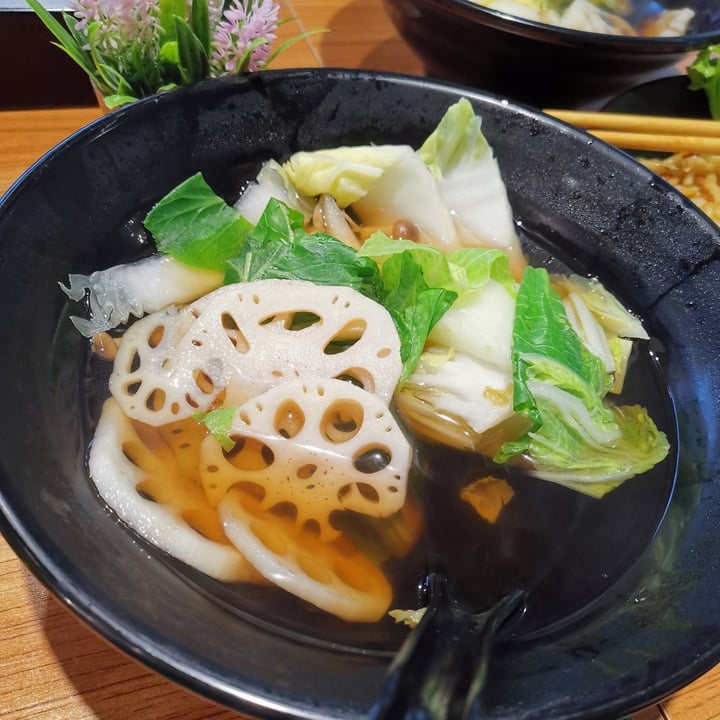 photo of Vegan Bowl Herbal Soup shared by @plantiful on  17 Dec 2020 - review