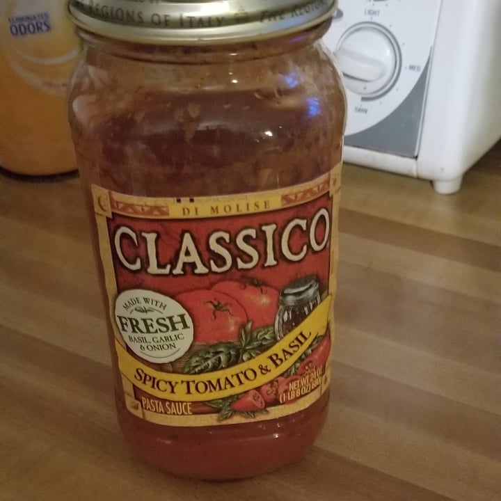 review photo of Classico Fire Roasted Tomato and Garlic shared by @amyireland on 20 May 2020 - review