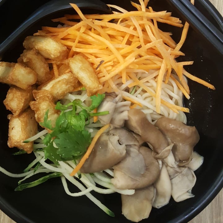 photo of GreenDot Westgate Shitake Mushroom Sauce Noodles shared by @bigfatnyancat on  13 Aug 2018 - review