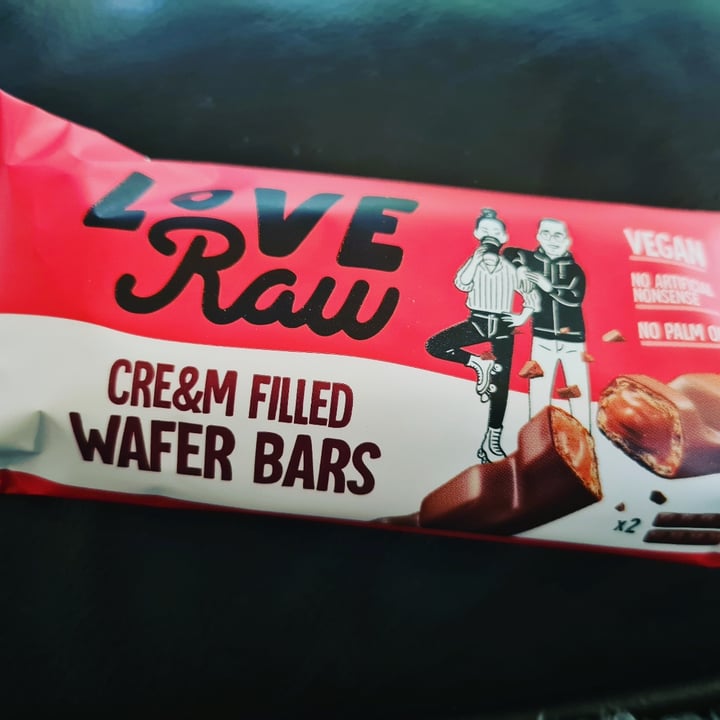 photo of LoveRaw Cre&m Filled Wafer Bars shared by @missvegan88 on  30 Nov 2020 - review