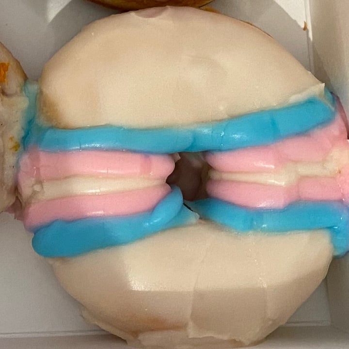 review photo of Oh Doughnuts Cotton Candy Trans Pride shared by @meaghants on 28 Jun 2021 - review
