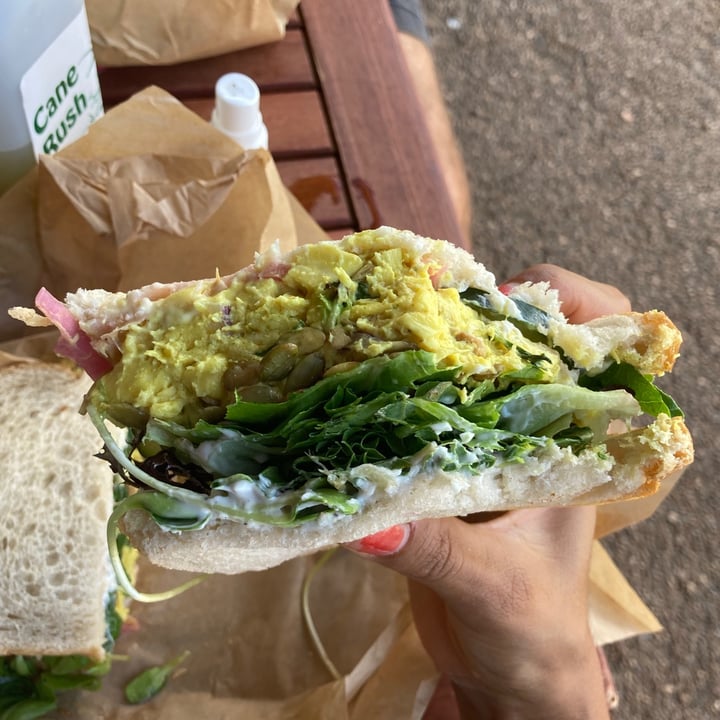 review photo of The Cosmic Kitchen Ulu Curry Sandwich shared by @teresannnnnn on 05 Oct 2020 - review