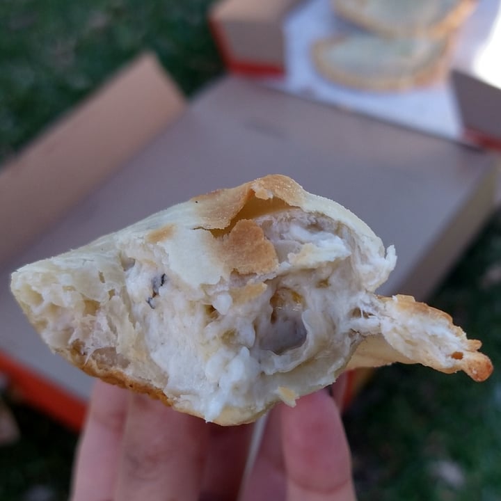 review photo of Empanadas de 10 Empanadas de Choclo shared by @yoanamamon on 11 Nov 2020 - review