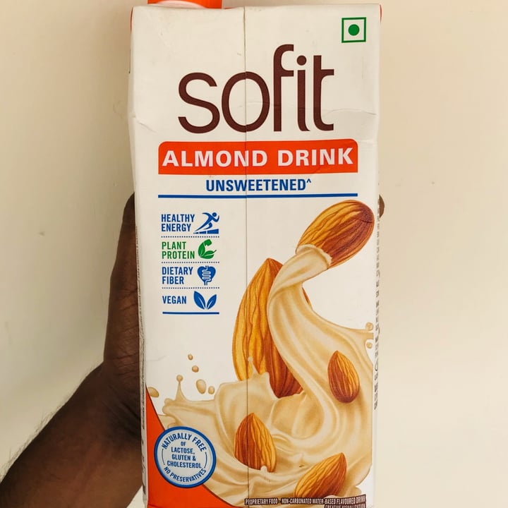 photo of Sofit Almond Drink Unsweetened shared by @veganniran on  08 Dec 2021 - review