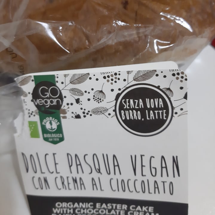 photo of Probios Dolce Pasqua Vegan Con Crema Al Cioccolato shared by @irr82 on  02 May 2022 - review
