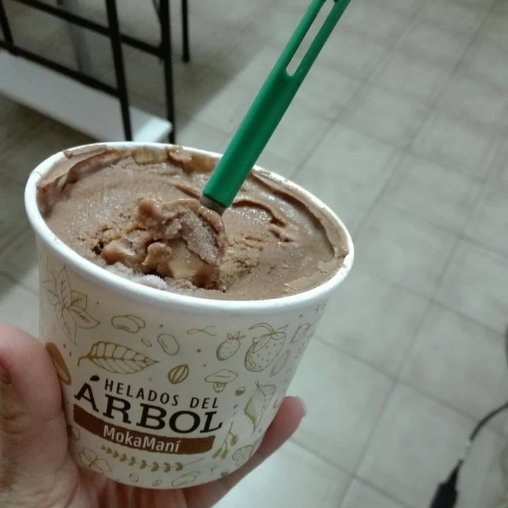review photo of Helados del Árbol Moka con Chunks de Maní shared by @vir725 on 21 Sep 2021 - review