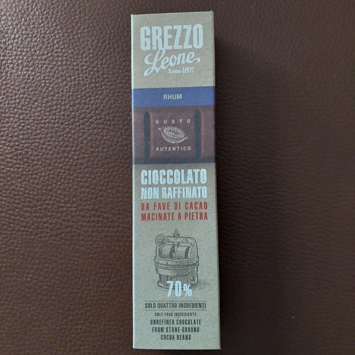 photo of Grezzo leone Cioccolato non raffinato - Rhum shared by @witch95 on  08 Oct 2021 - review