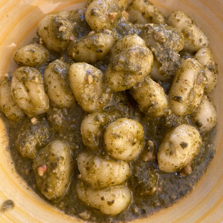 review photo of LAPIS Agriturismo Gnocchi Con Pesto Di Zucchine shared by @antonellamaione on 16 Sep 2022 - review