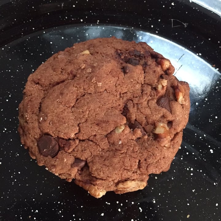 photo of Café Vegetal Galleta De Doble Chocolate Con Nuez shared by @zullybee on  12 Dec 2021 - review