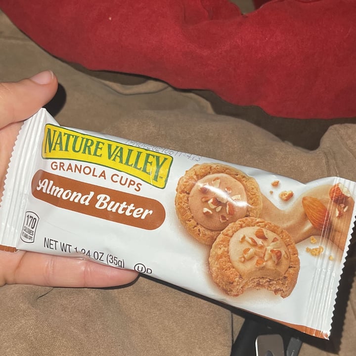photo of Nature Valley Granola Cups Almond Butter shared by @demetriapeterson on  17 Dec 2021 - review