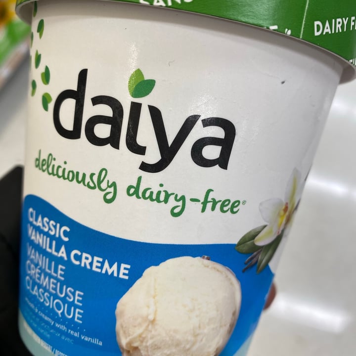 photo of Daiya Classic Vanilla Creme shared by @nateye on  07 Dec 2020 - review