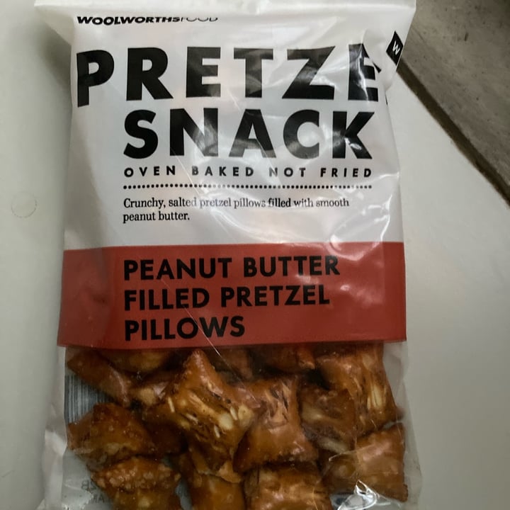 photo of Woolworths Food Pretzel Snack Peanut Butter Filled Pretzel Pillows shared by @ctfloof on  25 Oct 2022 - review