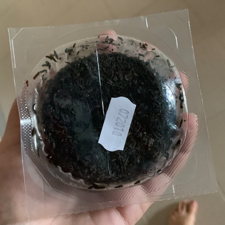 review photo of Dr. Mannah's Blueberry-Thyme "Matured Cheese" shared by @avegangirl on 19 Dec 2020 - review