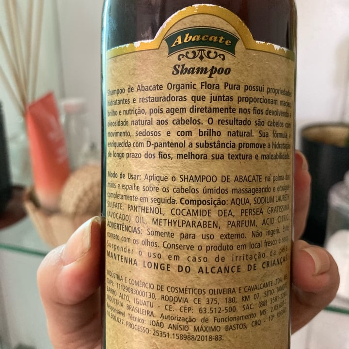 photo of Flora Pura shampoo de abacate shared by @minervaa on  08 Jun 2022 - review