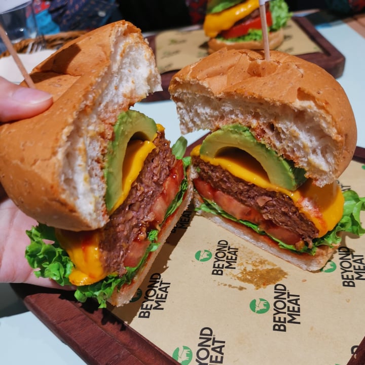 photo of Green Common Tsuen Wan Beyond Burger Plus shared by @anna-c on  10 Nov 2021 - review