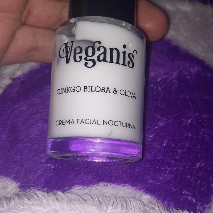 photo of Veganis Crema Facial Nocturna. Ginko Biloba Y Oliva shared by @tamysol on  21 Jun 2021 - review