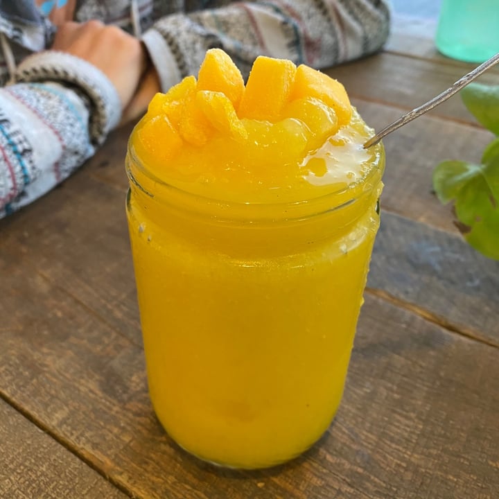 photo of Mango Blues Vegan tacos (Delivery and Pick-up) Mango Smoothie shared by @curvycarbivore on  11 Mar 2021 - review