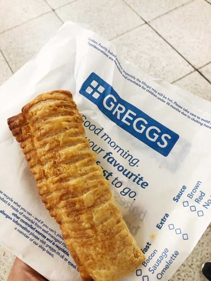 photo of Greggs Vegan Sausage Roll shared by @allywally on  11 Aug 2019 - review