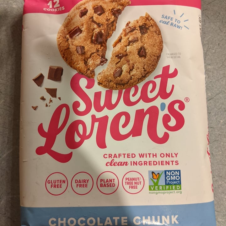 photo of Sweet Loren's Chocolate Chunk shared by @capturedbybrooke on  02 Nov 2021 - review