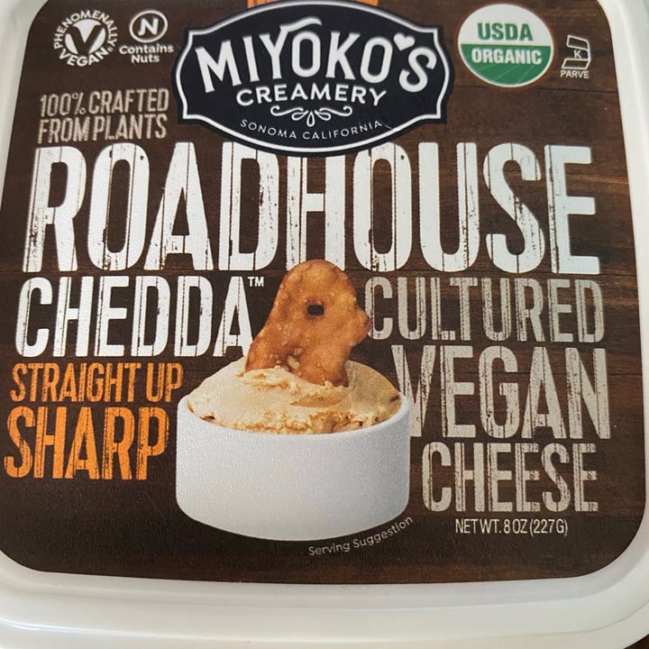 photo of Miyoko's Creamery Organic Roadhouse Chedda Straight Up Sharp shared by @birb on  30 Jan 2021 - review