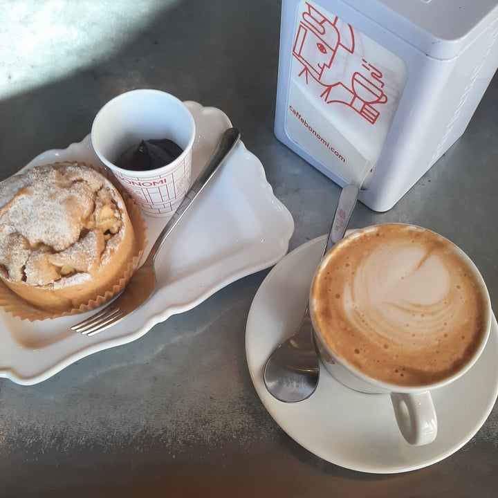 photo of So Natural Tortino alla mela e cappuccino di soia shared by @caterinag on  25 Sep 2022 - review