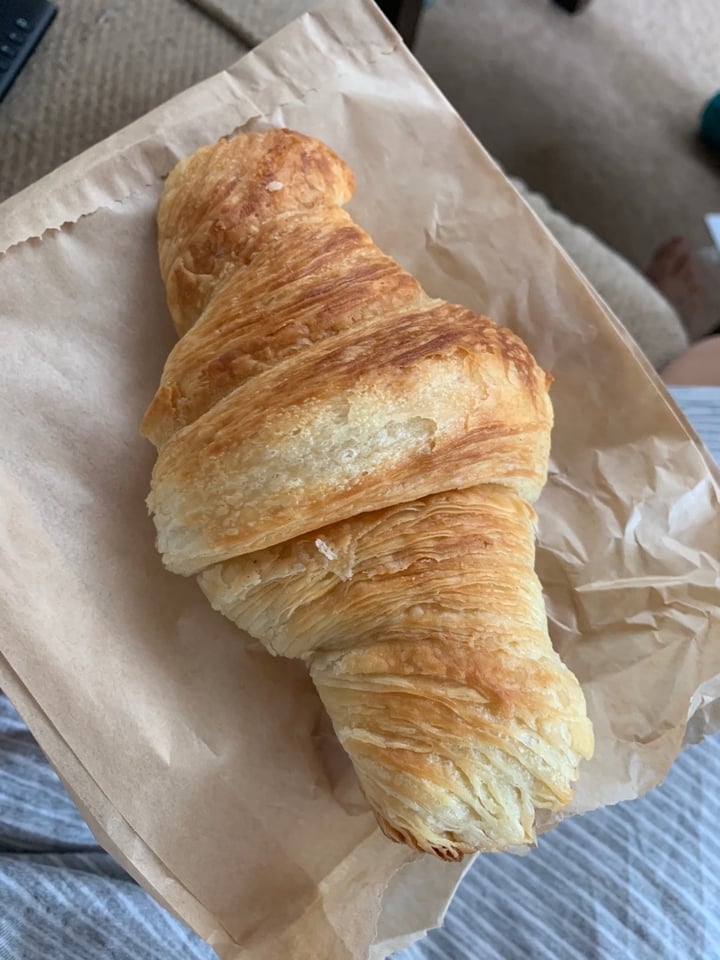 photo of Mother Bake Shop Croissant shared by @anchisparkle on  10 Jun 2020 - review