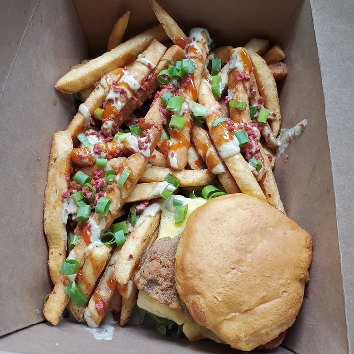 review photo of Happy Apple Cafe Chikn Biscuit shared by @skateplant on 28 Jun 2020 - review