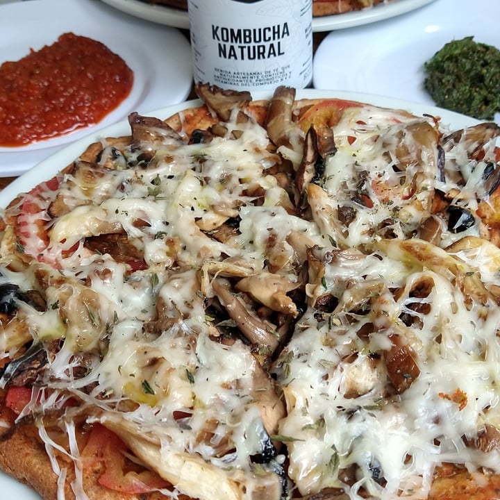 review photo of Vegoto Fast Food Pizza shared by @danielalopez on 23 Nov 2020 - review