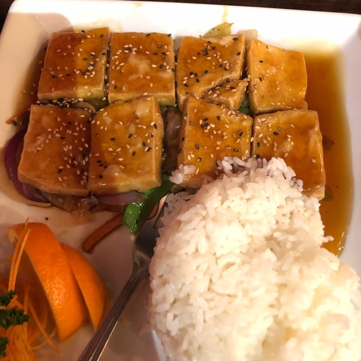photo of MOMO Sushi Tofu Teriyaki Platter shared by @annettej on  10 Mar 2022 - review