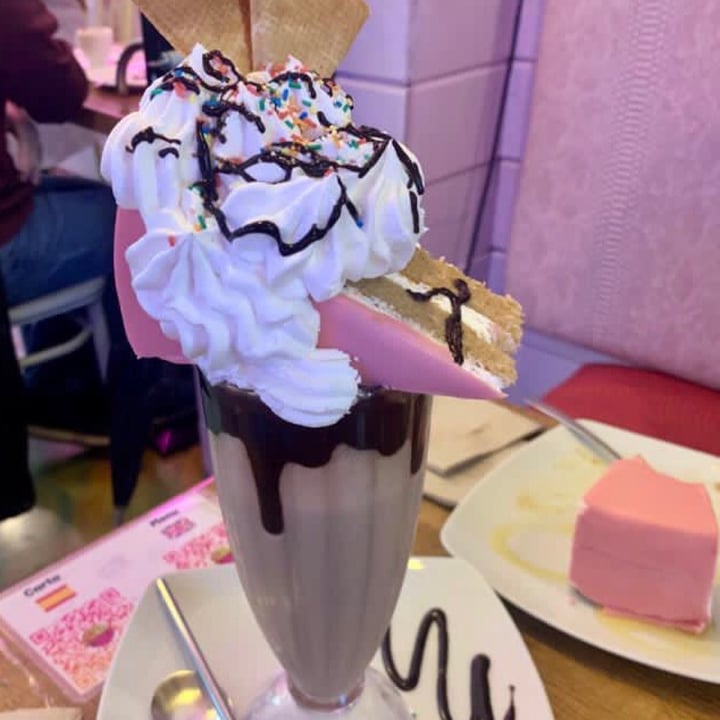 photo of Freedom Cakes Freak shake shared by @vegannoe on  27 Nov 2020 - review