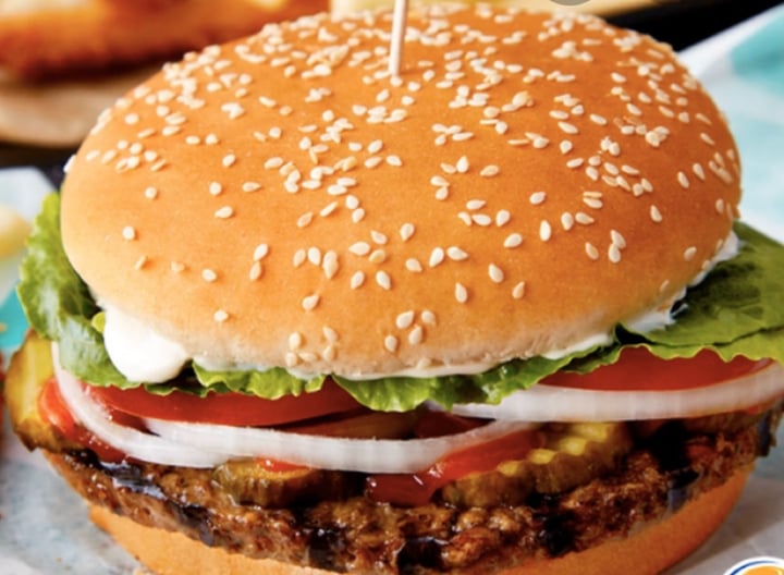 photo of Burger King Impossible Whopper shared by @kenzie92 on  04 Apr 2020 - review