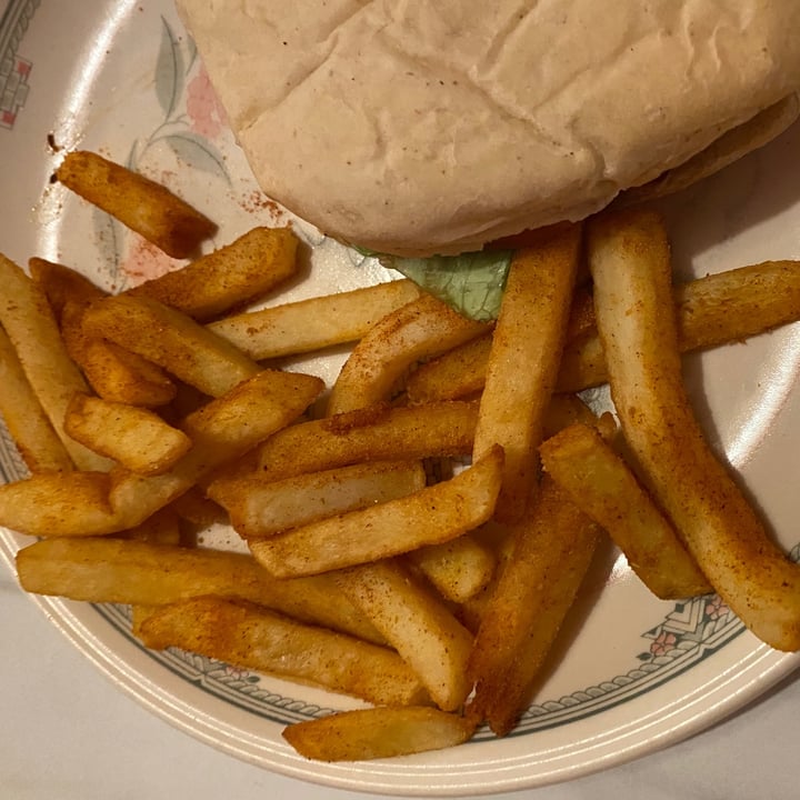 photo of Nando's PERI-salted Chips shared by @devon0 on  18 Oct 2020 - review