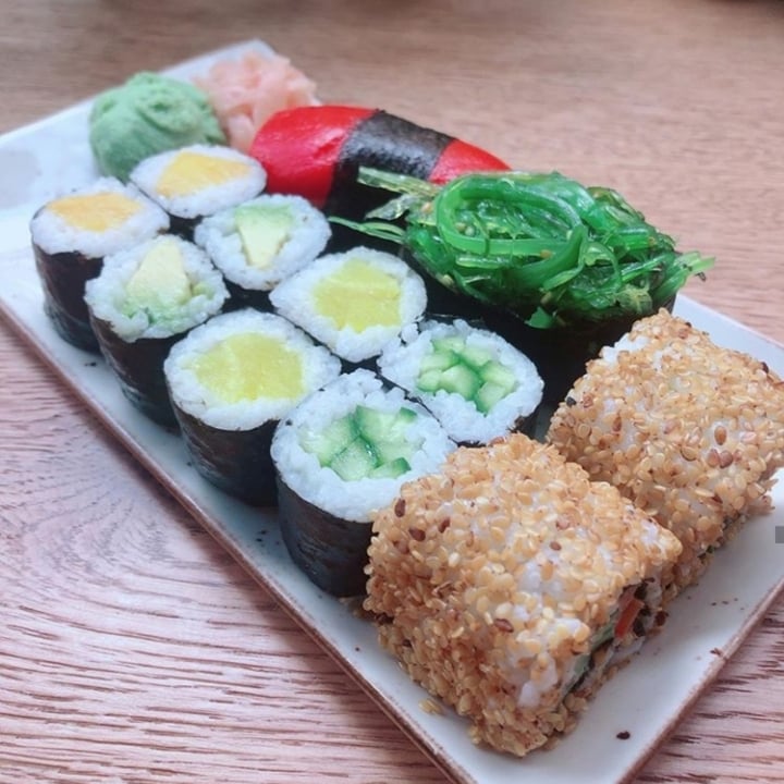 review photo of Akemi Sushi Restaurant Sushi shared by @julietareyes on 28 May 2020 - review