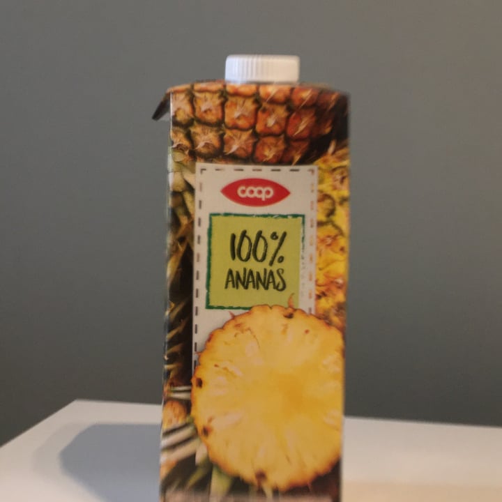 photo of Coop 100% ananas shared by @luchill on  29 Oct 2020 - review