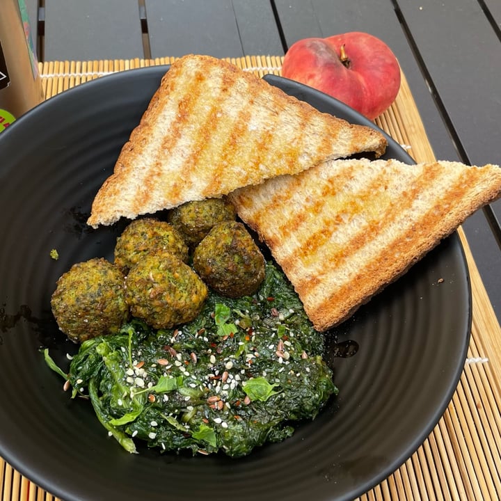 photo of Garden Gourmet falafel di Ceci e Spinaci shared by @ilariaqualcosa on  08 Sep 2022 - review