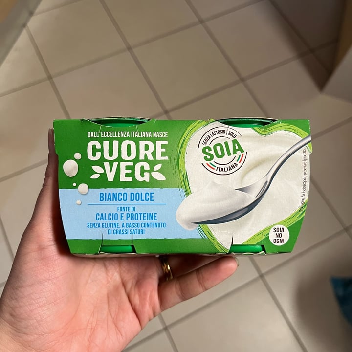 review photo of Cuore veg Yogurt bianco dolce shared by @gaiacc on 06 Apr 2022 - review