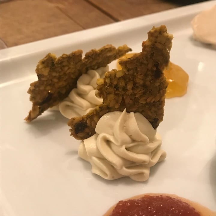 photo of Sementis Piatto Di Formaggi Vegetali E Frutta Secca, Marmellate, Chutney, Verdure Fermentate E Crackers Crudisti shared by @aurora110689 on  29 Nov 2021 - review