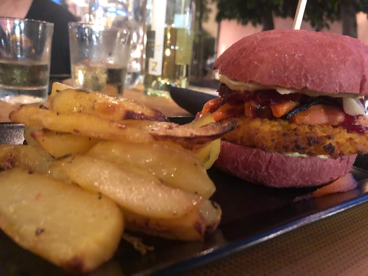 photo of Ciotolina Rivendita e Cucina Levante burger shared by @samghi on  07 Sep 2021 - review