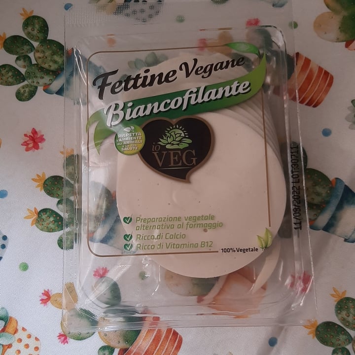 photo of ioVEG Fettine vegane bianco filante shared by @cillafiore on  14 Jul 2022 - review